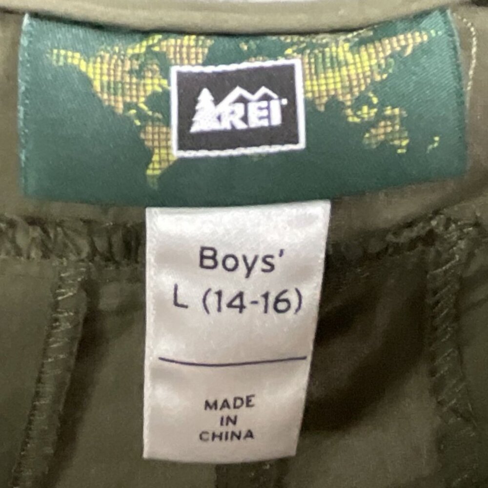REI Co-op Sahara Convertible Pants, Boys Size Large (14/16), in Shaded Olive - Picture 12 of 14